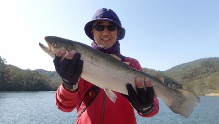 フィッシングレイクたかみや 釣果