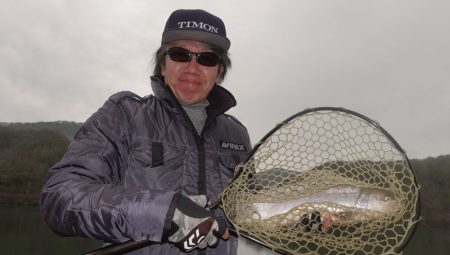 フィッシングレイクたかみや 釣果