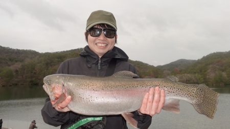 フィッシングレイクたかみや 釣果