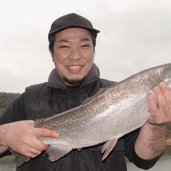 フィッシングレイクたかみや 釣果
