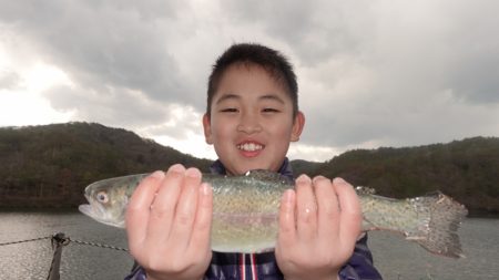 フィッシングレイクたかみや 釣果