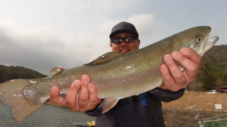 フィッシングレイクたかみや 釣果