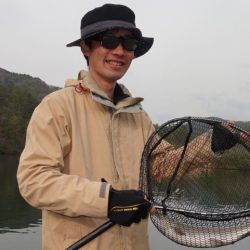 フィッシングレイクたかみや 釣果