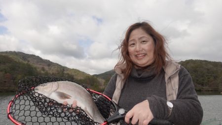 フィッシングレイクたかみや 釣果