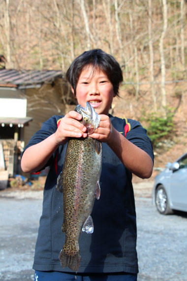 小菅トラウトガーデン 釣果