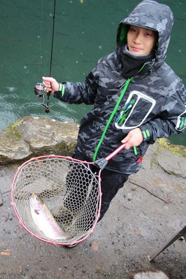 小菅トラウトガーデン 釣果