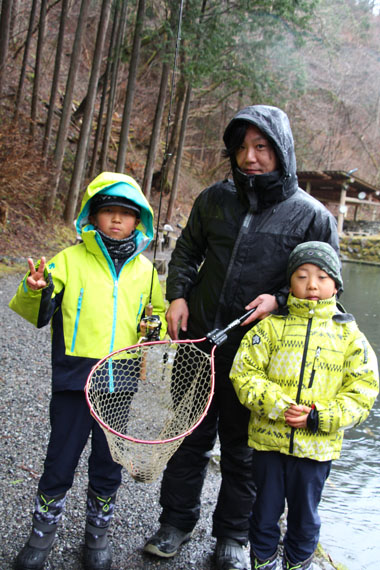 小菅トラウトガーデン 釣果