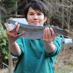 小菅トラウトガーデン 釣果