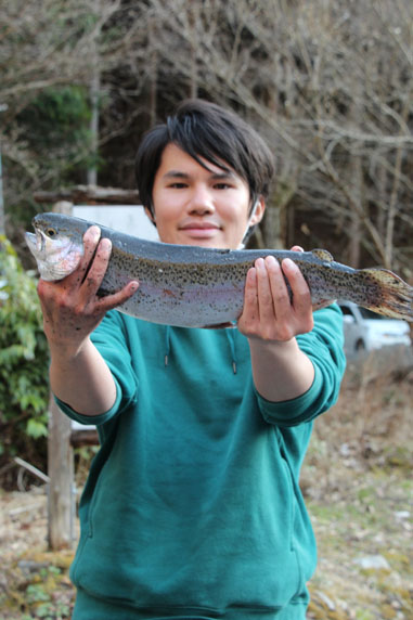 小菅トラウトガーデン 釣果