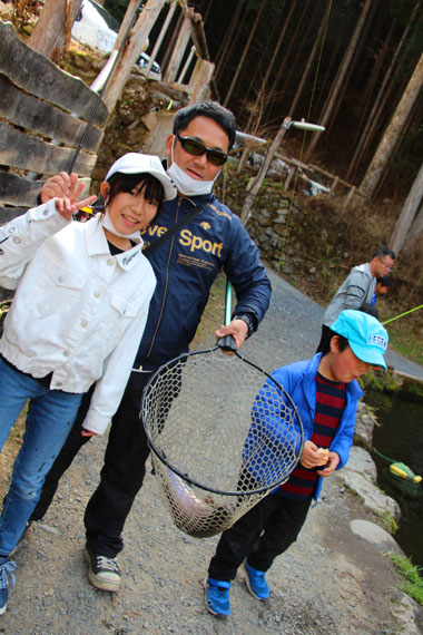 小菅トラウトガーデン 釣果