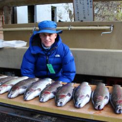 小菅トラウトガーデン 釣果