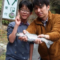 小菅トラウトガーデン 釣果