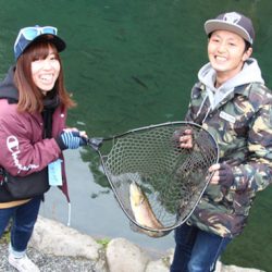小菅トラウトガーデン 釣果