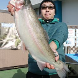 としまえんフィッシングエリア 釣果