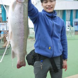 としまえんフィッシングエリア 釣果