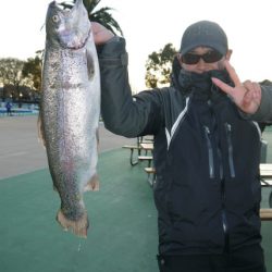 としまえんフィッシングエリア 釣果