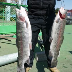 としまえんフィッシングエリア 釣果