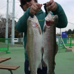 としまえんフィッシングエリア 釣果