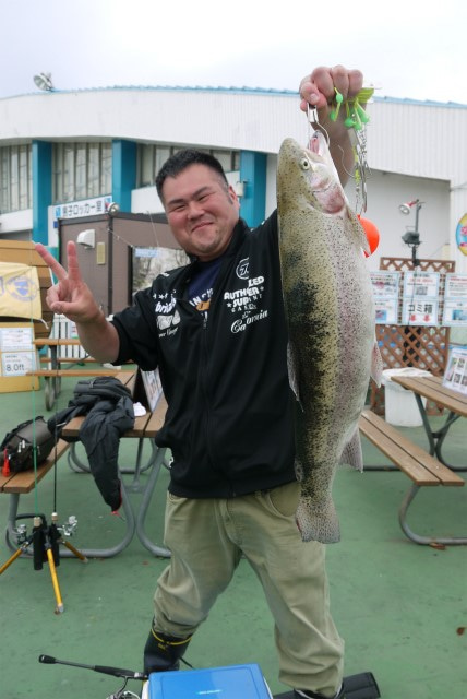 としまえんフィッシングエリア 釣果