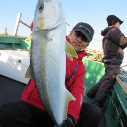 真祐丸 （しんゆうまる） 釣果