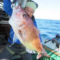真祐丸 （しんゆうまる） 釣果