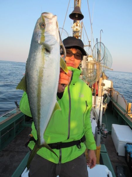 真祐丸 (しんゆうまる) 釣果