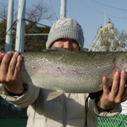 としまえんフィッシングエリア 釣果