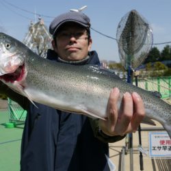 としまえんフィッシングエリア 釣果