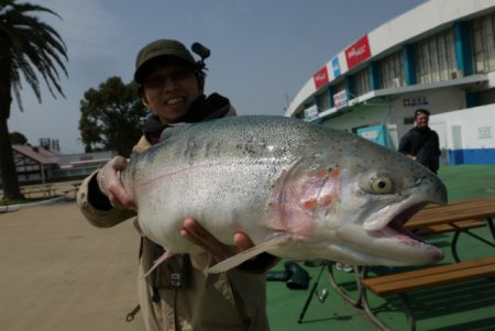 としまえんフィッシングエリア 釣果