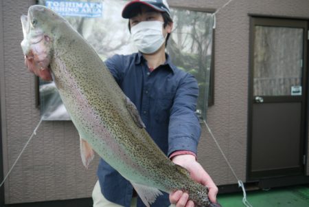 としまえんフィッシングエリア 釣果