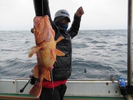 真祐丸 (しんゆうまる) 釣果