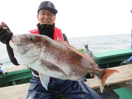 真祐丸 （しんゆうまる） 釣果