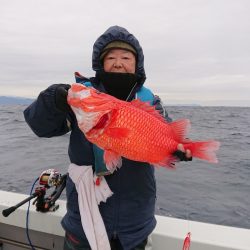 エンペラー 釣果