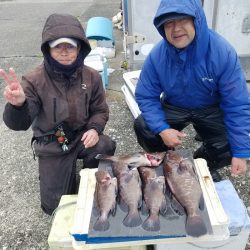 進誠丸 釣果
