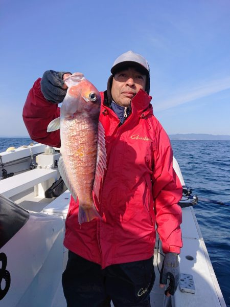 エンペラー 釣果