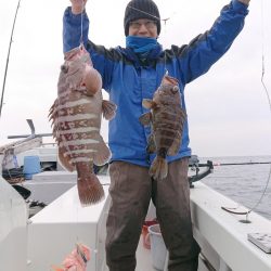 エンペラー 釣果