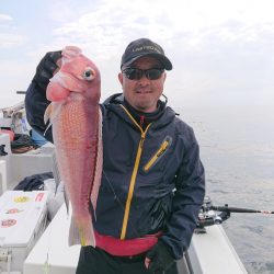 エンペラー 釣果