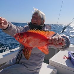 エンペラー 釣果