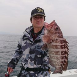 エンペラー 釣果