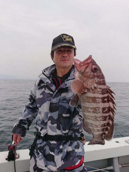 エンペラー 釣果