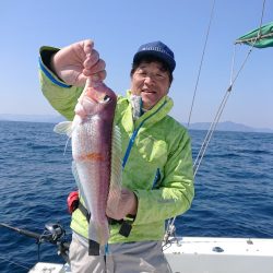 エンペラー 釣果