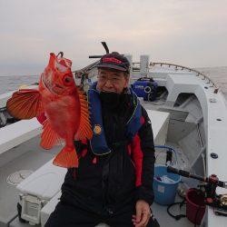 エンペラー 釣果