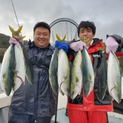 サンマリン 釣果