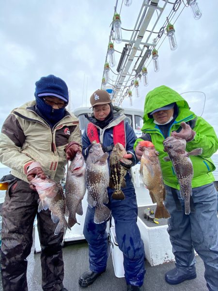 シーランチ 釣果