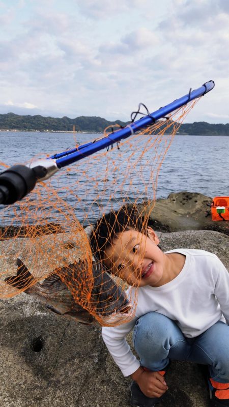 釣り人ほぼ1人 午後15から1730分まで爆釣