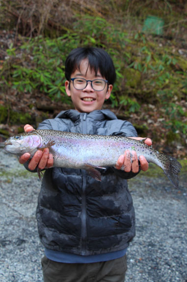 小菅トラウトガーデン 釣果