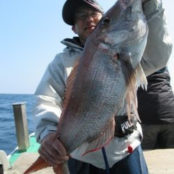 真祐丸 (しんゆうまる) 釣果