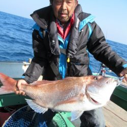 真祐丸 (しんゆうまる) 釣果