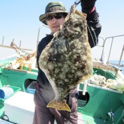 真祐丸 （しんゆうまる） 釣果