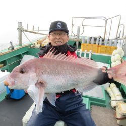 真祐丸 (しんゆうまる) 釣果